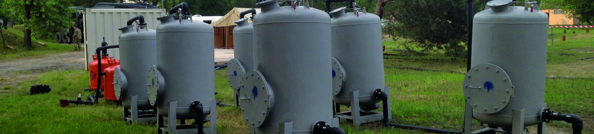 Installation de dépollution composée d’un système pompage/écrémage des hydrocarbures dans la nappe, d’unités de séparation eau-huile (déshuileur), de filtres à sable et de filtres à charbons actifs